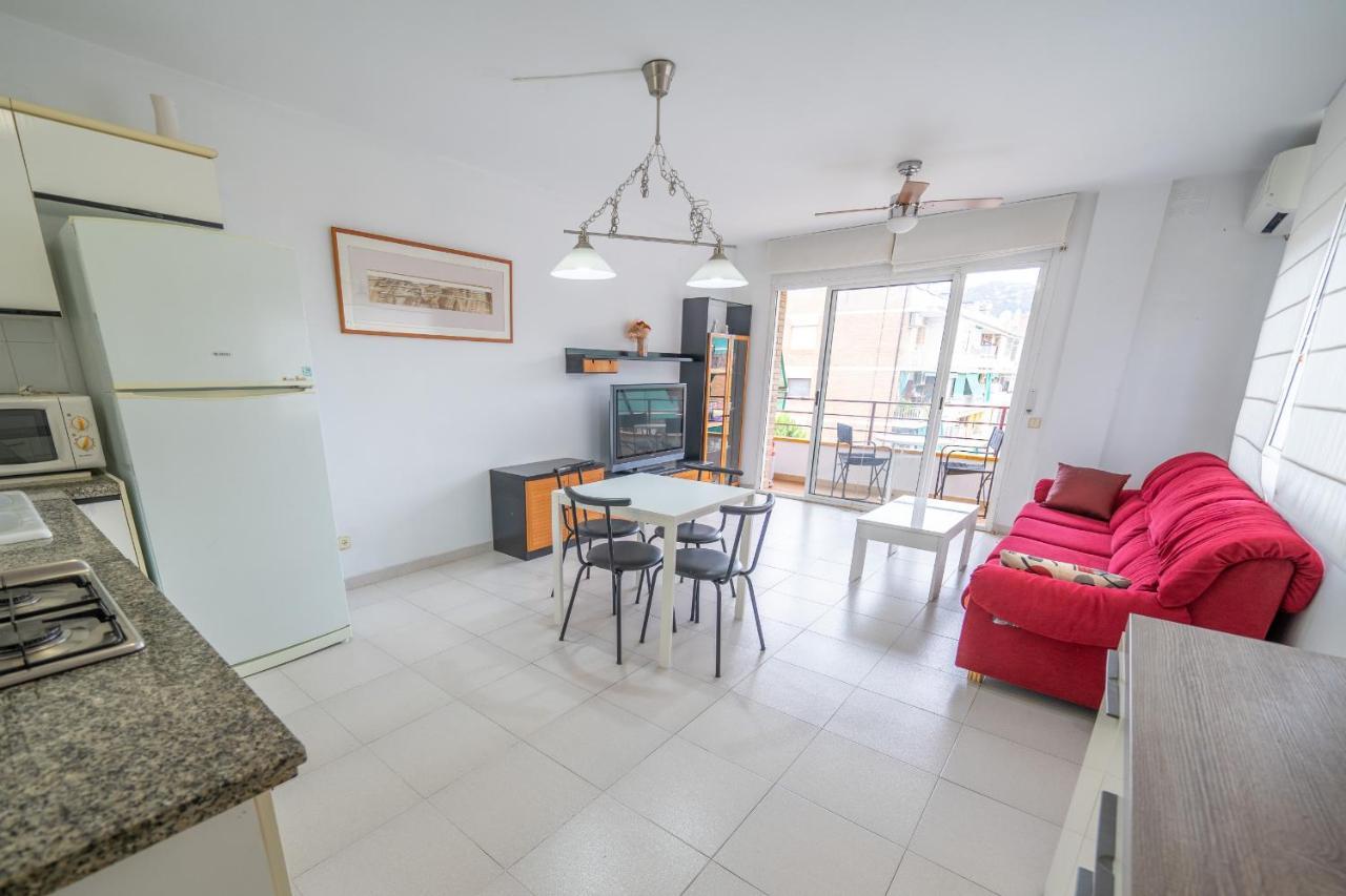 Homeholidaysrentals Margot - Costa Barcelona Pineda de Mar Exterior photo